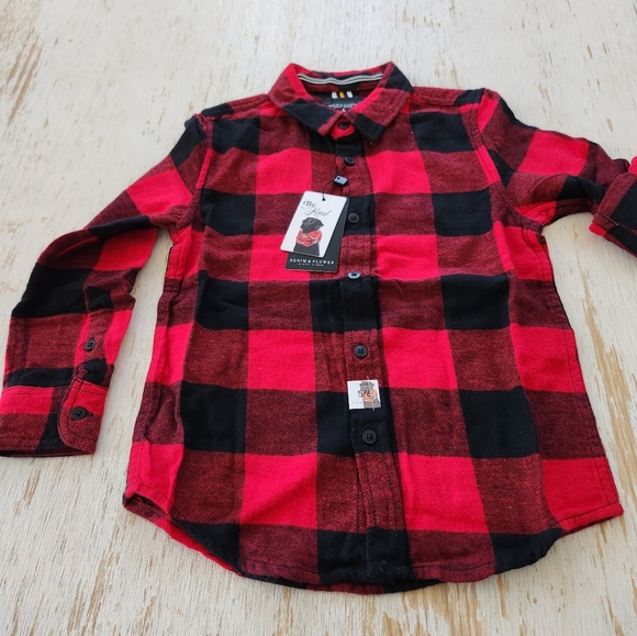 Denim&Flowers little boy plaid flannel..sz 5/6. NWT - Picture 2 of 3